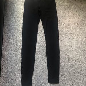 IVIVVA BLACK LEGGINGS